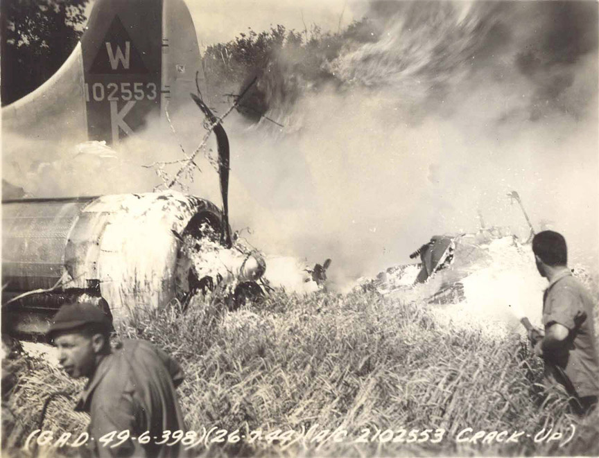 Newman's Crash of 42-102553 LIL 8 BALL at Nuthampstead - 26 July 1944  