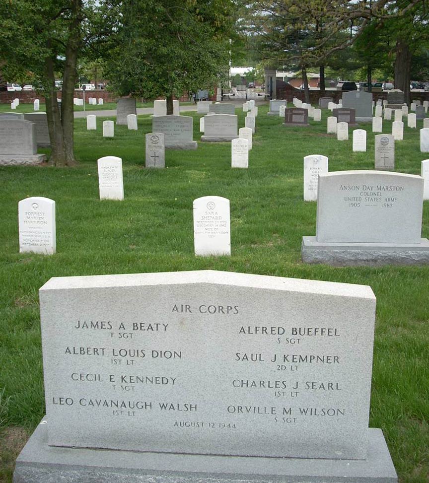 Searl Crew Gravesite in Arlington