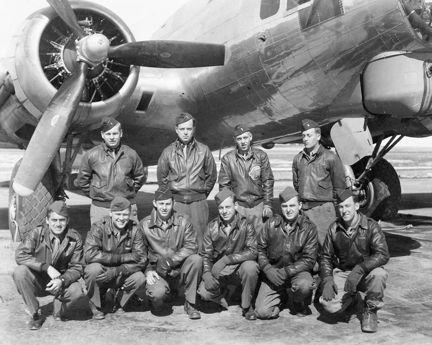 Lowe's Crew - 600th Squadron - Early 1944