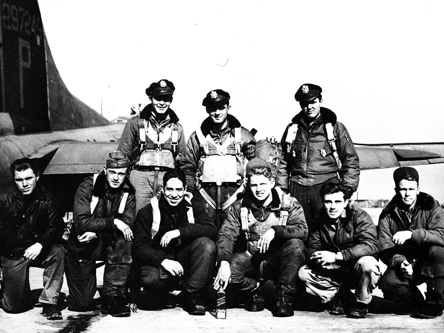 Petrocine's Crew - 600th Squadron - 22 March 1945