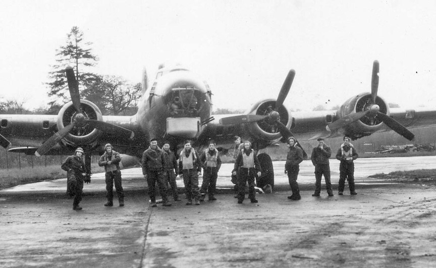 Schoen's Crew - 601st Squadron - Fall 1944 - 4