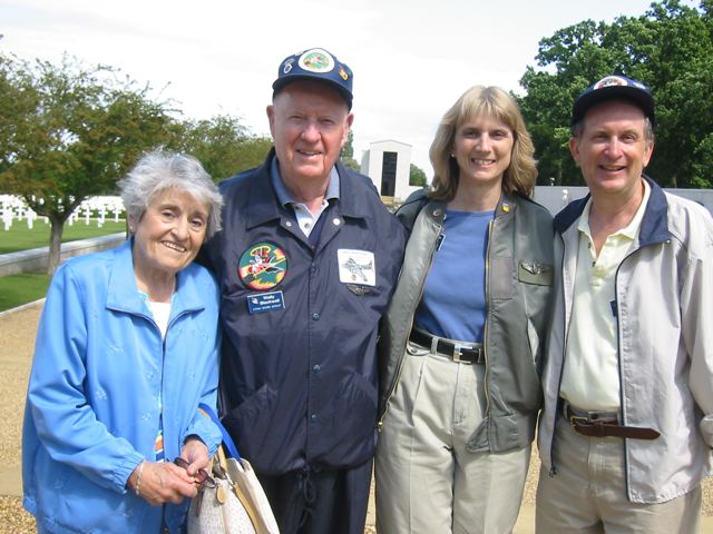 6/11/04 Teedy, Wally, Lee Anne, Dave at Madingly, England